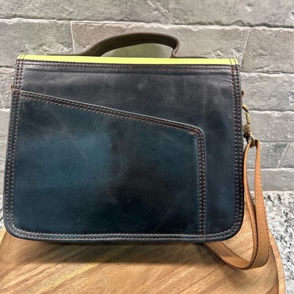 Soruka Multicolor Crossbody Bag - Picture 2 of 12